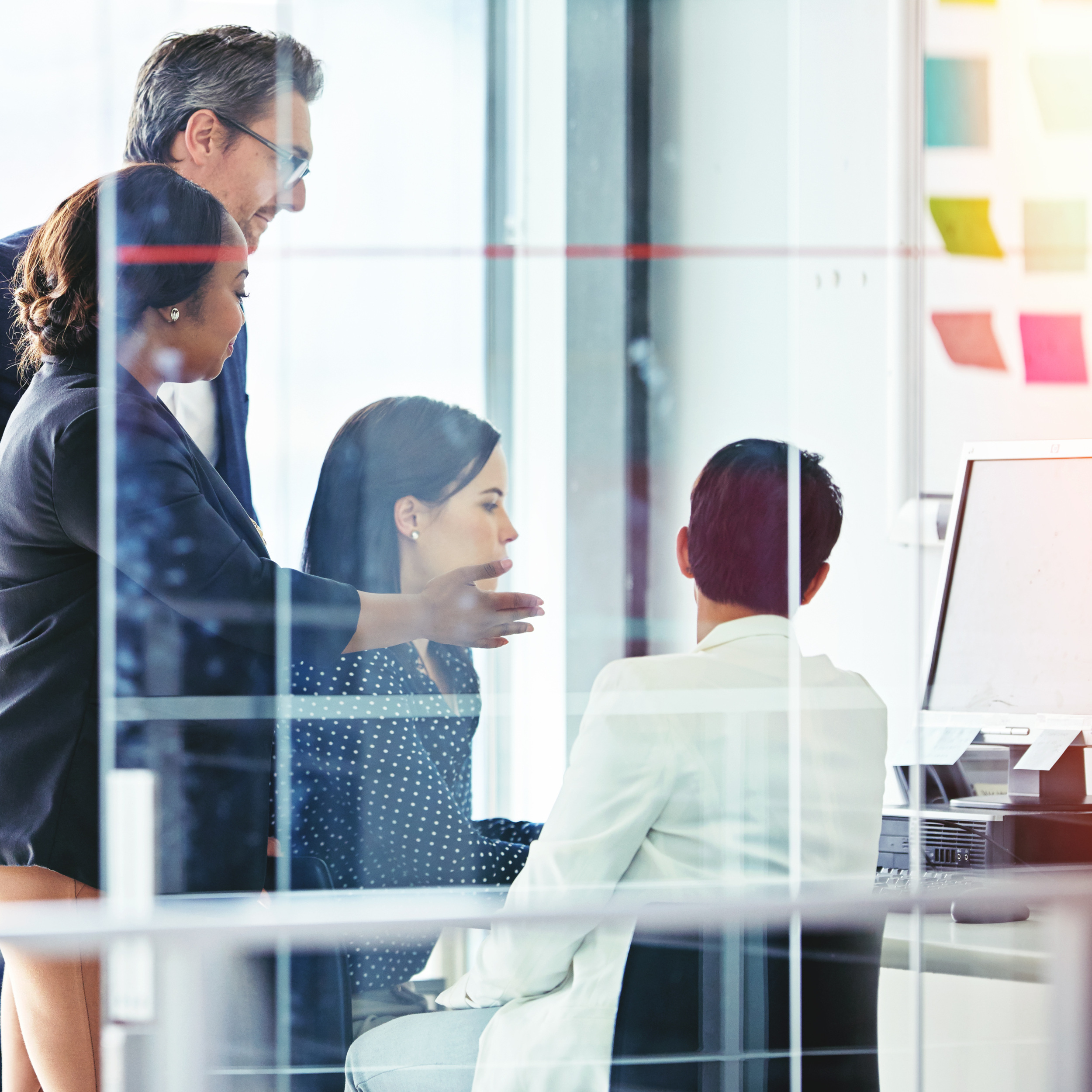 group-presentation-computer-collaboration-brainstorming-teamwork-office-business-people-technology-communication-meeting-workshop-discussion-as-colleagues-with-diversity